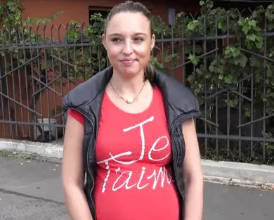 Смотреть порно: Познакомился с чешской девушкой во время секса